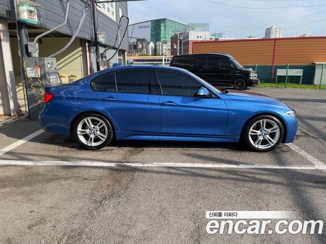BMW 3-Series 320i M Sport — пробег 120 183 км — фото 5 из 5