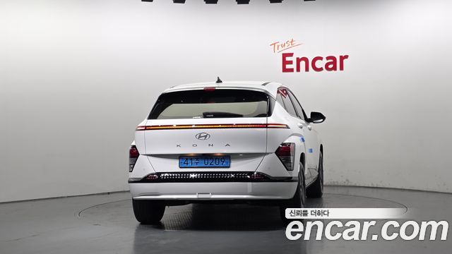 Hyundai Kona Standard Premium — пробег 40 178 км — фото 4 из 5