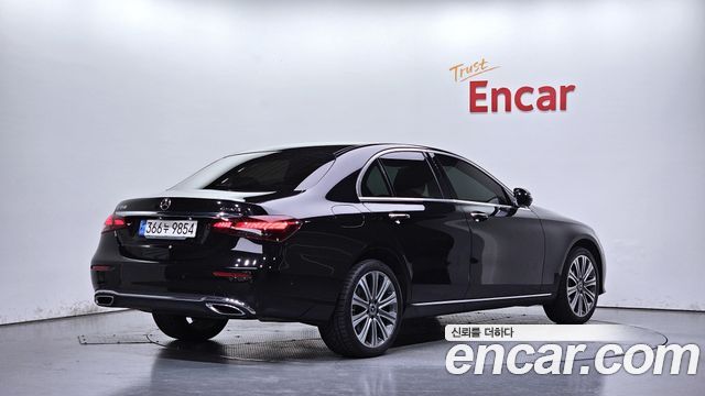Mercedes-Benz E-Class из Кореи Encar