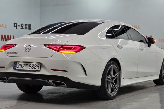 Mercedes-Benz CLS-Class CLS300d AMG Line — пробег 53 869 км — фото 4 из 5