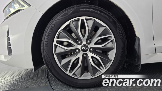 Kia K5 из Кореи Encar