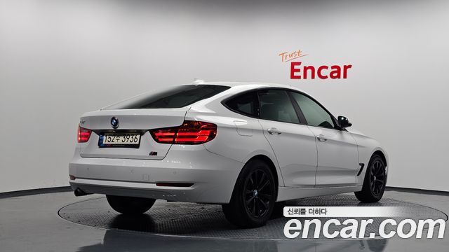 BMW Gran Turismo GT 320d — пробег 151 831 км — фото 2 из 5