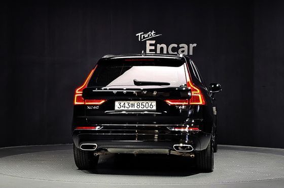 Volvo XC60 T6 Inscription — пробег 67 252 км — фото 4 из 5
