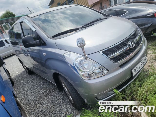 Hyundai Starex 5-Seater VAN CVX Deluxe — пробег 225 563 км — фото 2 из 5
