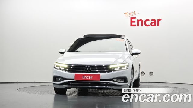 Volkswagen Passat 2.0 TDI Prestige — пробег 31 639 км — фото 3 из 5