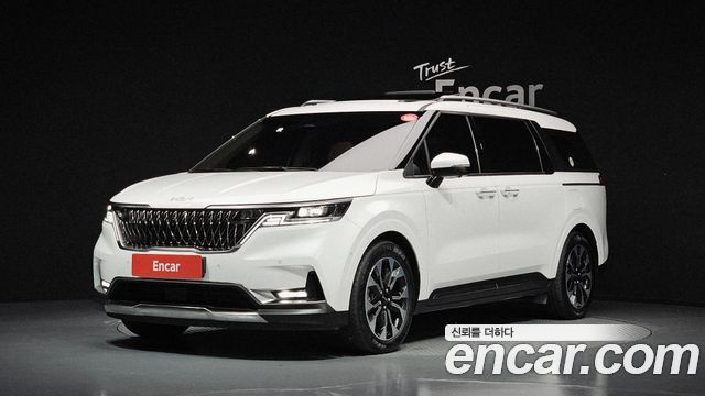 Kia Carnival Gasoline 9-Seater Signature — пробег 34 578 км — фото 1 из 5