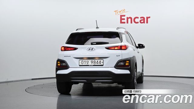 Hyundai Kona из Кореи Encar