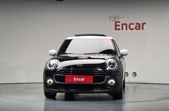 Mini Cooper 5Door HIGH 3rd — пробег 57 046 км — фото 3 из 5