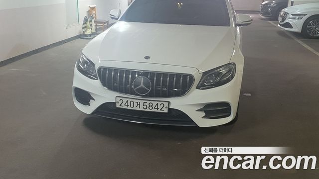 Mercedes-Benz E-Class E300 4MATIC AMG Line — пробег 180 000 км — фото 1 из 5