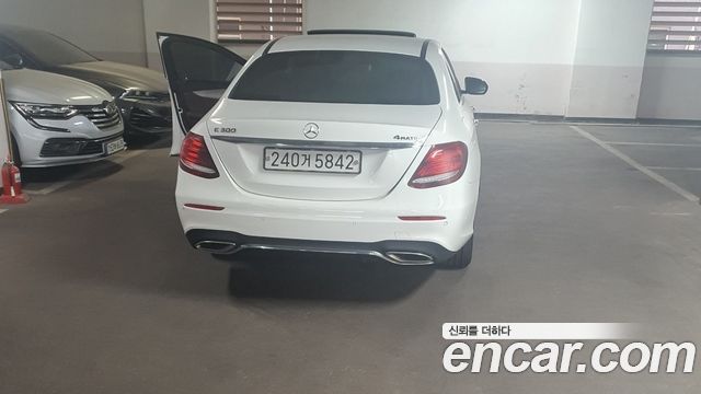 Mercedes-Benz E-Class E300 4MATIC AMG Line — пробег 180 000 км — фото 2 из 5