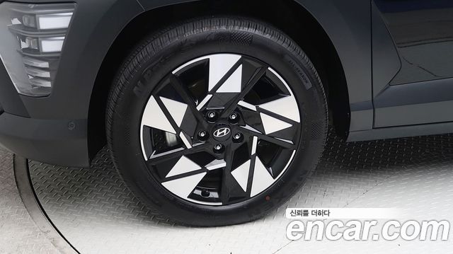 Hyundai Kona Inspiration — пробег 13 915 км — фото 5 из 5