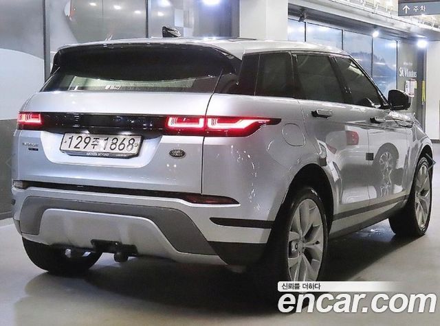 Land Rover Range Rover Evoque D180 Launch Edition — пробег 120 677 км — фото 4 из 5
