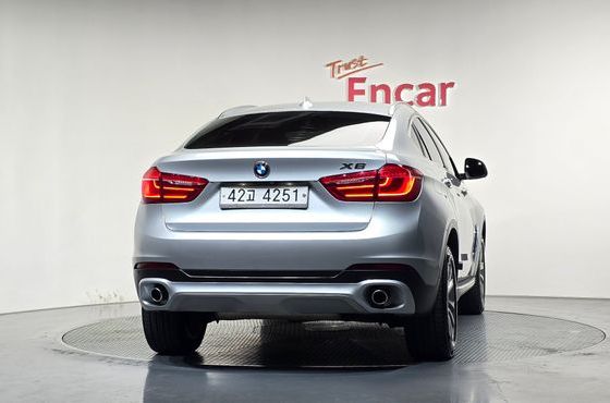 BMW X6 xDrive 30d — пробег 107 055 км — фото 4 из 5