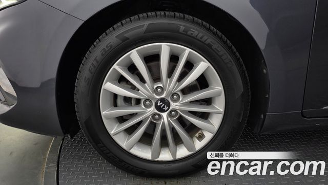 Kia K7 из Кореи Encar