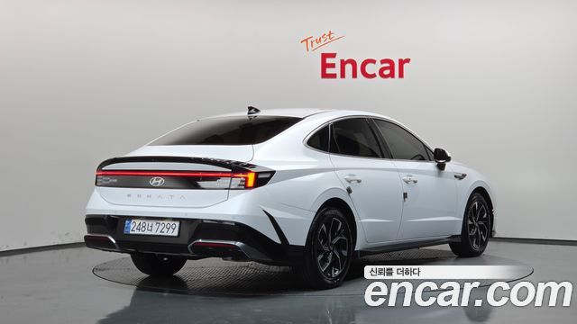 Hyundai Sonata 2.0 Premium — пробег 29 578 км — фото 2 из 5