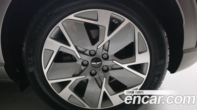 Genesis GV60 из Кореи Encar