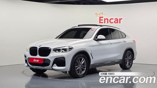 BMW X4 xDrive20i M Sport X — пробег 70 367 км — фото 1 из 5