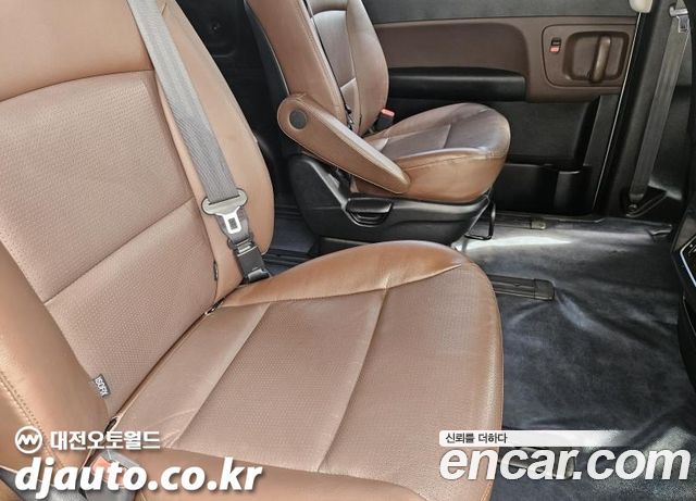 Hyundai Starex Urban 9-Seater Exclusive — пробег 131 690 км — фото 5 из 5