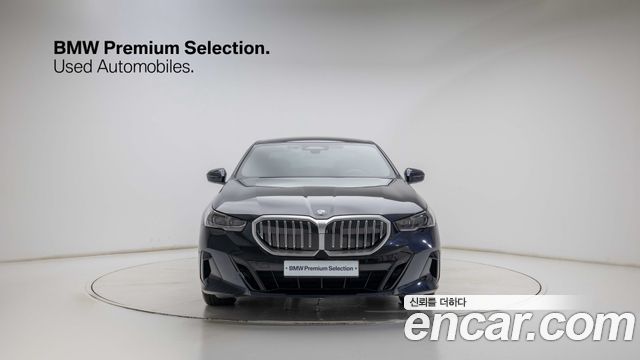 BMW 5-Series 520i M Sport — пробег 9 070 км — фото 3 из 5