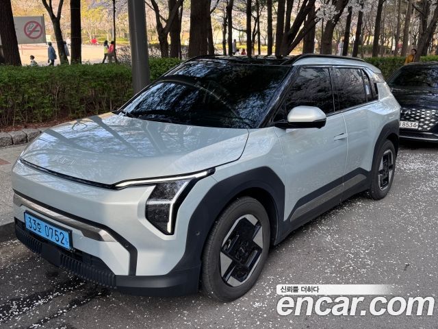 Kia EV3 Long Range 2WD Earth — пробег 60 000 км — фото 3 из 5