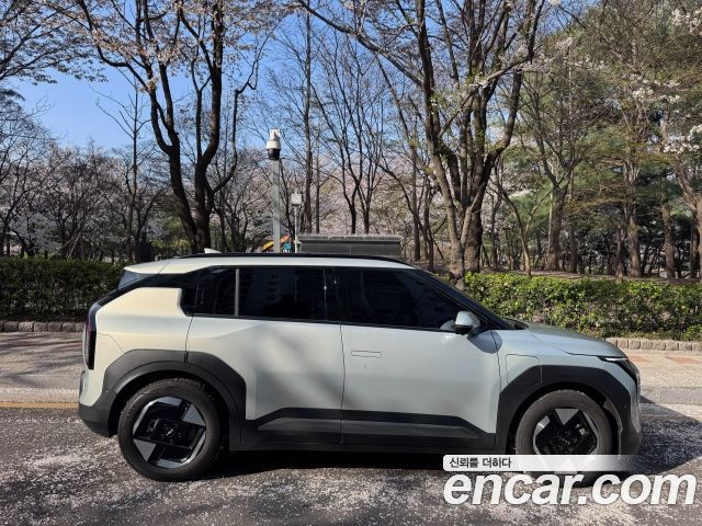 Kia EV3 Long Range 2WD Earth — пробег 60 000 км — фото 5 из 5
