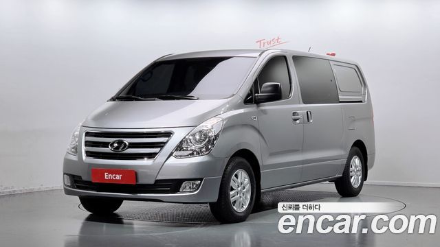 Hyundai Starex 5-Seater VAN Smart — пробег 167 240 км — фото 1 из 5