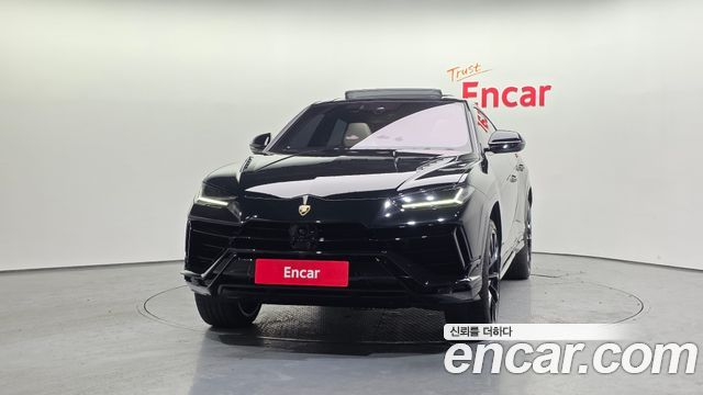 Lamborghini Urus 4.0 V8 S — пробег 4 330 км — фото 3 из 5