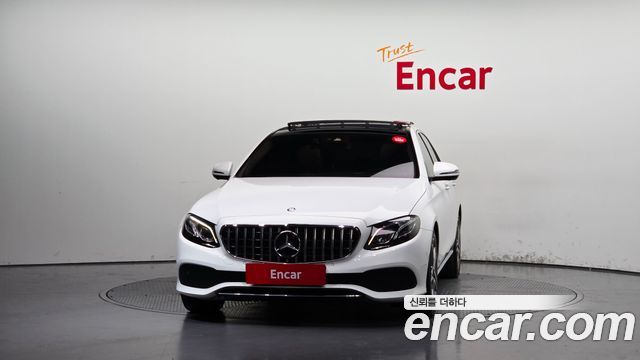 Mercedes-Benz E-Class из Кореи Encar