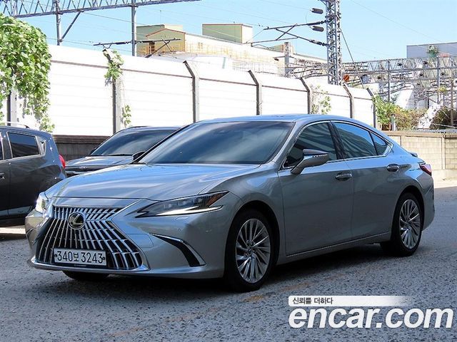 Lexus ES Executive — пробег 129 216 км — фото 2 из 5