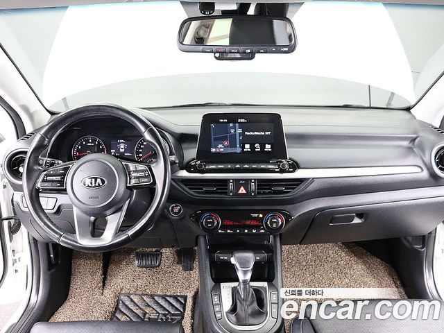 Kia K3 из Кореи Encar