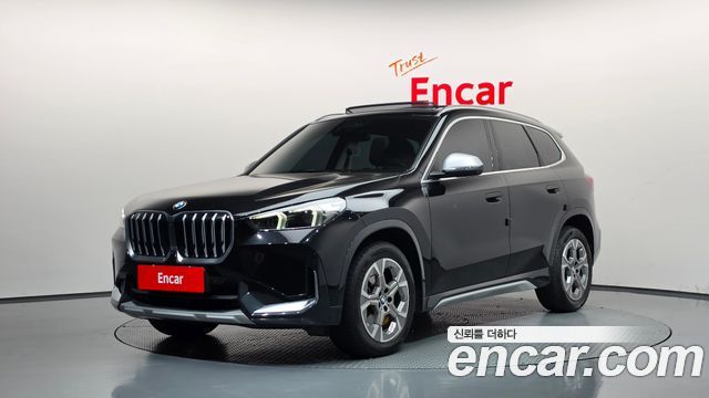 BMW X1 sDrive 20i xLine — пробег 53 260 км — фото 1 из 5