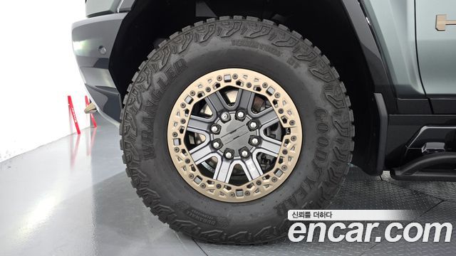 GMC Hummer EV e4WD — пробег 3 463 км — фото 5 из 5