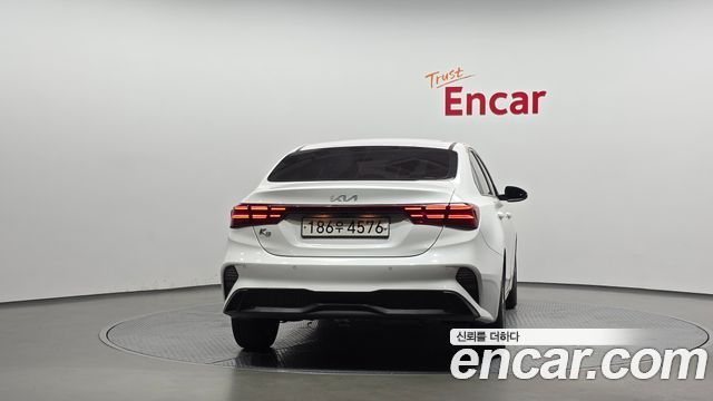 Kia K3 из Кореи Encar