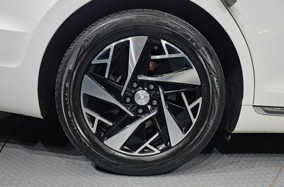 Hyundai Grandeur Premium Choice — пробег 76 011 км — фото 5 из 5