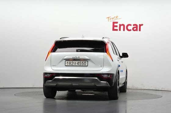 Kia Niro Trendy — пробег 95 498 км — фото 4 из 5