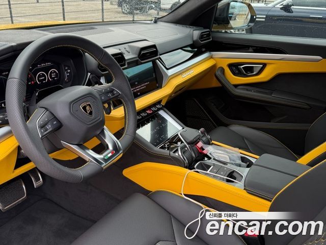 Lamborghini Urus 4.0 V8 SE — пробег 2 500 км — фото 5 из 5