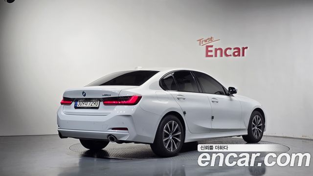 BMW 3-Series из Кореи Encar