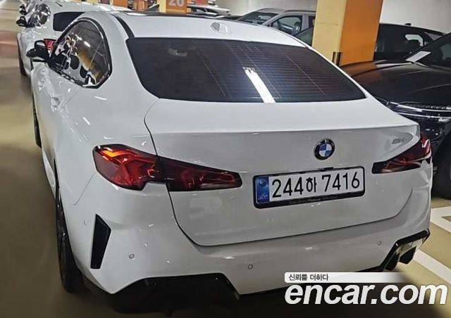 BMW 2-Series 220 M Sport — пробег 1 км — фото 2 из 5