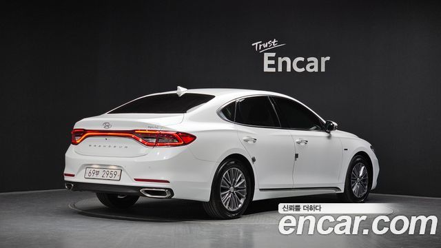 Hyundai Grandeur из Кореи Encar