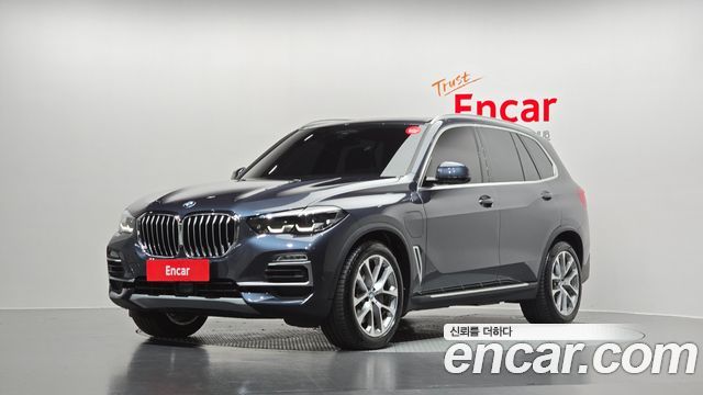 BMW X5 xDrive 45e xLine — пробег 23 668 км — фото 1 из 5