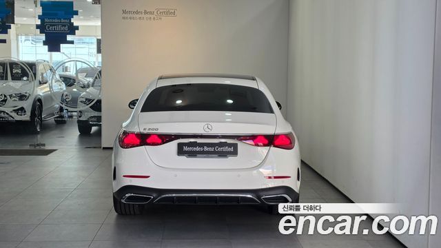 Mercedes-Benz E-Class из Кореи Encar