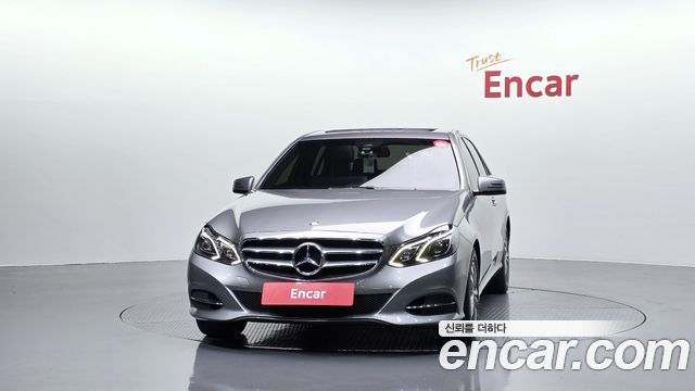 Mercedes-Benz E-Class E220 Bluetec Avantgarde — пробег 72 543 км — фото 3 из 5