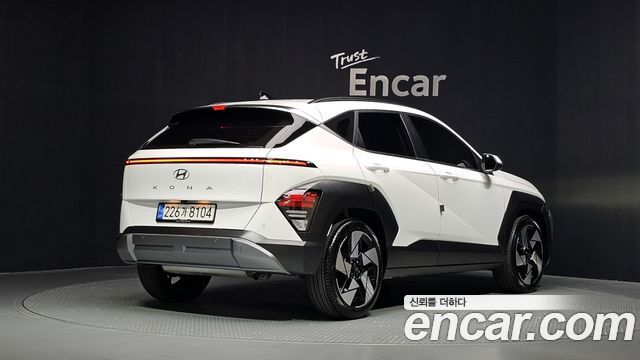 Hyundai Kona Gasoline 2.0 2WD Inspiration — пробег 10 482 км — фото 2 из 5