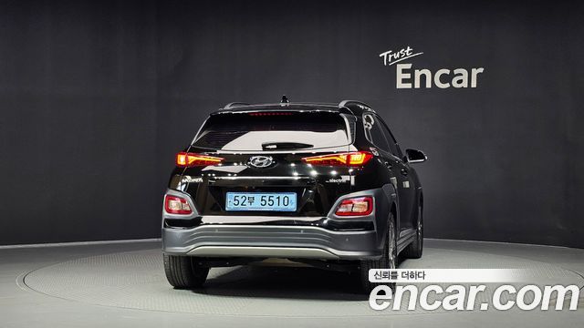 Hyundai Kona из Кореи Encar