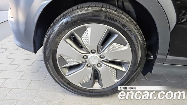 Hyundai Kona из Кореи Encar
