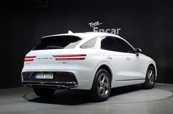 Genesis GV70 2.5T Gasoline AWD — пробег 25 445 км — фото 2 из 5