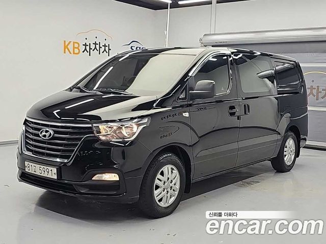 Hyundai Starex Van 5-Seater Smart — пробег 81 665 км — фото 1 из 5