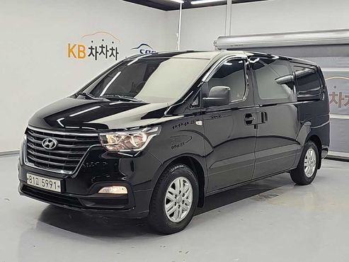 Hyundai Starex Van 5-Seater Smart — пробег 81 665 км — фото 1 из 5