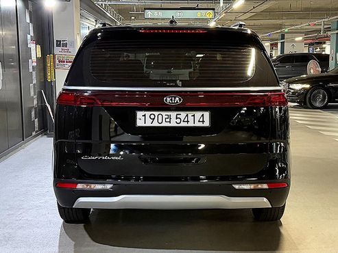 Kia Carnival Diesel 9-Seater Prestige — пробег 154 284 км — фото 5 из 5