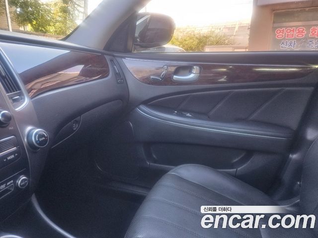 Hyundai Equus из Кореи Encar